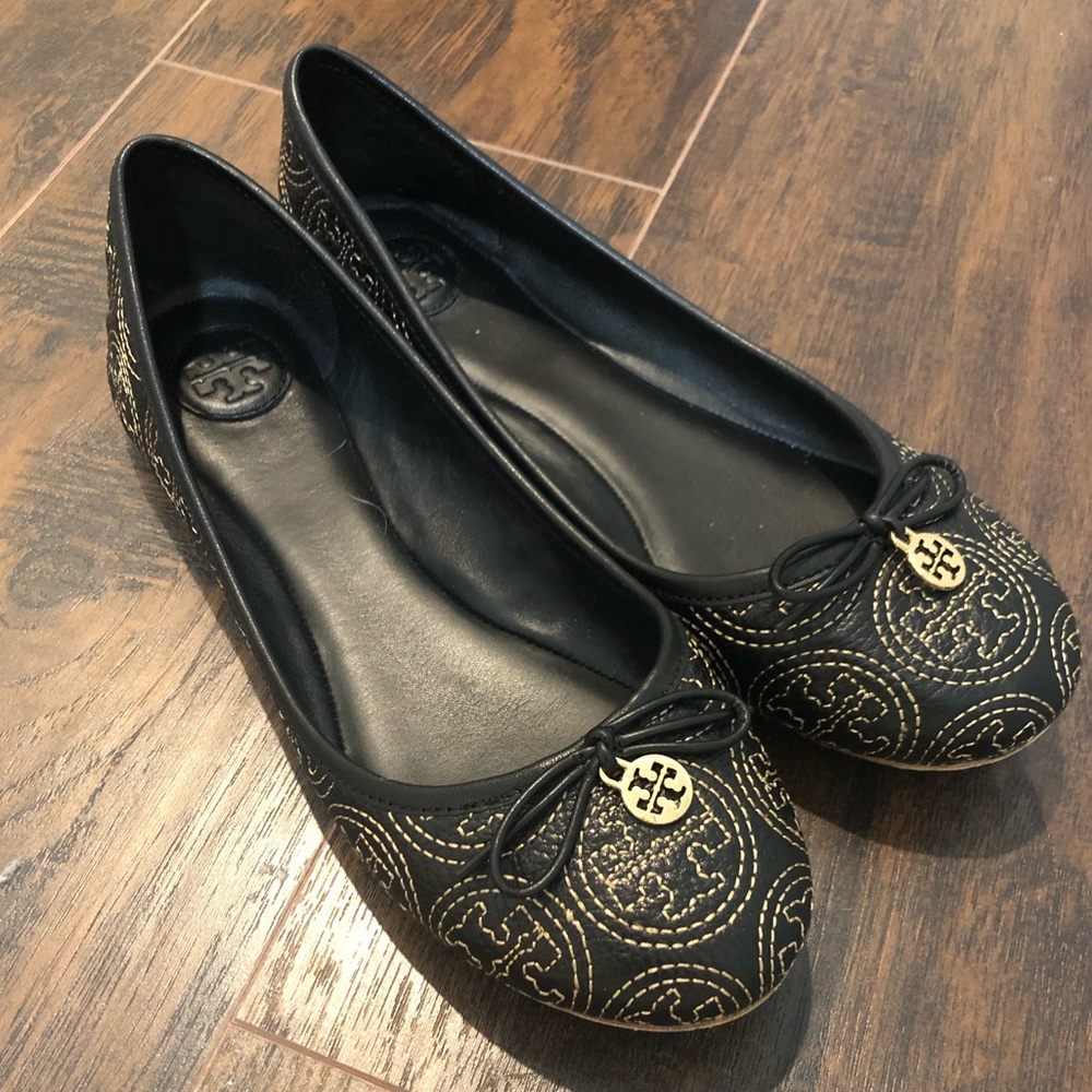 Tory Burch Chelsea Stitched Logo Ballet Flat
